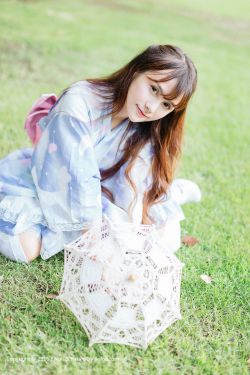 丰胸美女